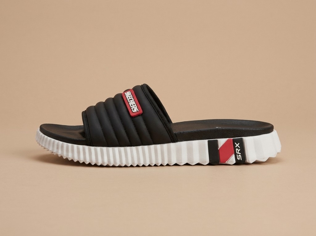 Skechers Men’s Quilted Ridge Platform Slides 2