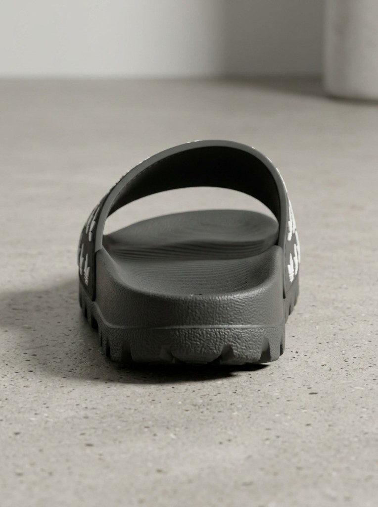 Men’s Repeat Print Comfort Slides 4