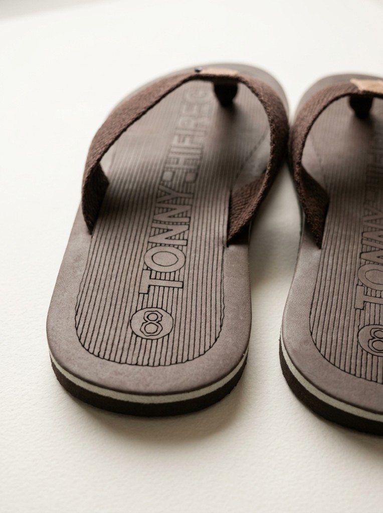 Tonny Hifireg Men’s Woven Thong Slides — buy in Pakistan