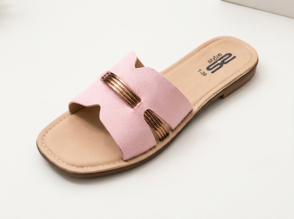 Women’s Cutout Bar Flat Slides 3