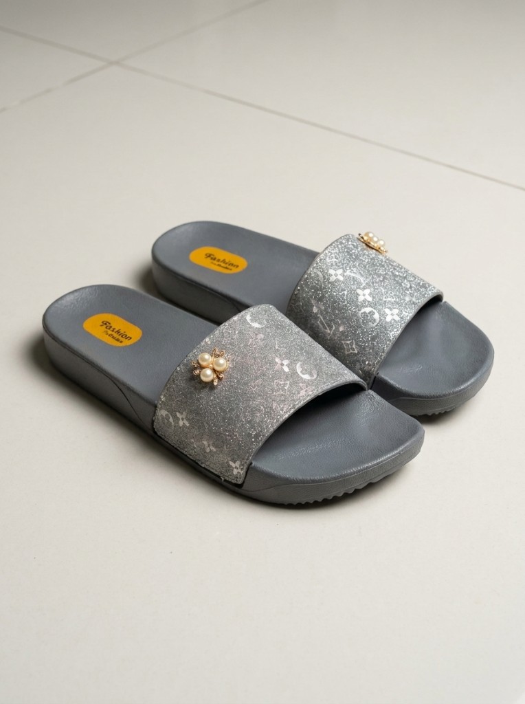 Women’s Pearl Charm Comfort Slippers 5