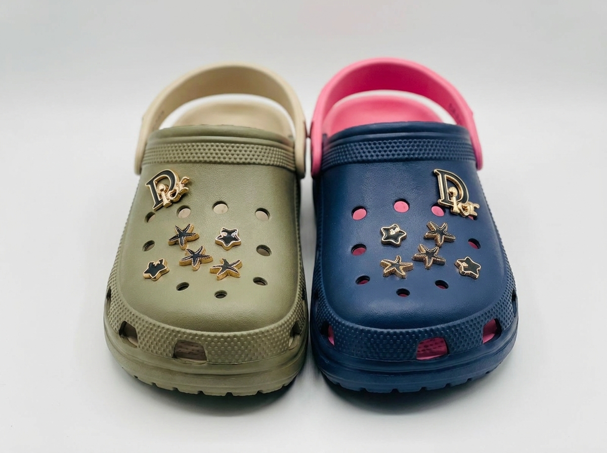 Women’s Star Charm Comfort Clogs 4